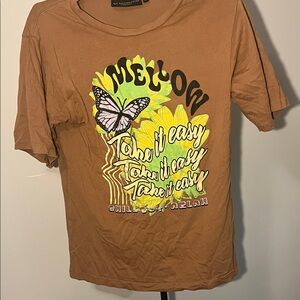 Mellow T-Shirt - Size Small
